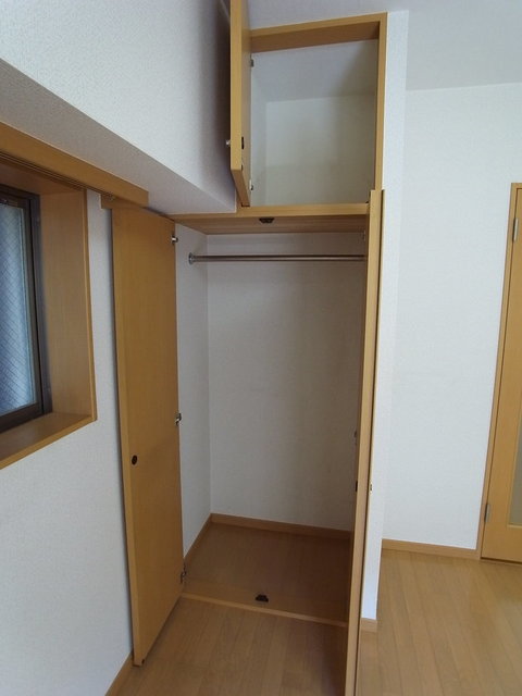 収納　クローゼット