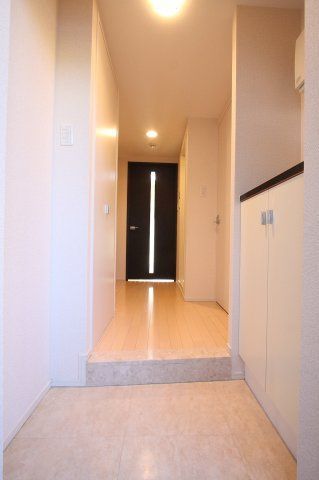 玄関　（別タイプ参考写真）アーバイル文京白山　文京区白山5