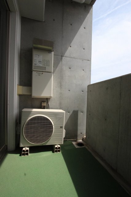バルコニー　同物件別号室の写真です。