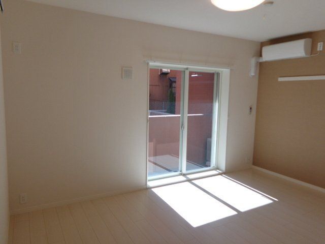グランエスポワールの居間写真