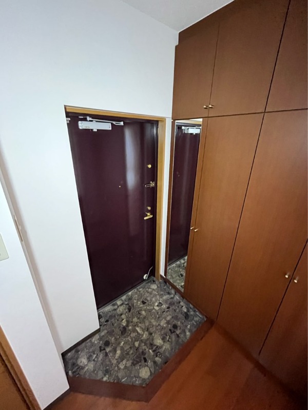 玄関　※他部屋参考写真