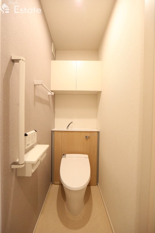 名鉄瀬戸線 印場駅 徒歩24分 3階建 築8年のトイレ写真