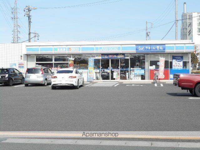 コンビニ　ローソン　高屋町店（コンビニ）まで800m
