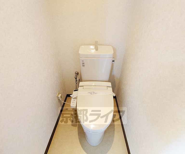 トイレ　清潔感のあるトイレです。