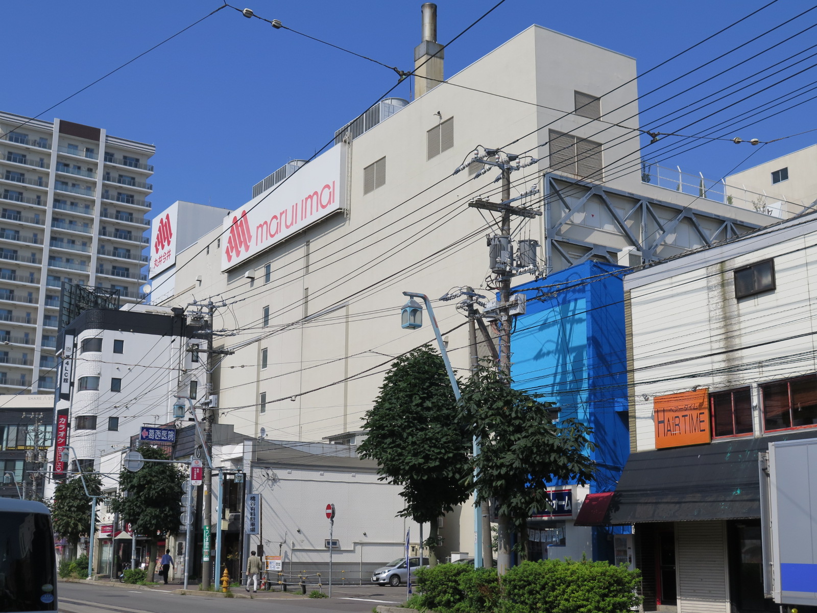 スーパー　北野エース丸井今井函館店（スーパー）まで376m