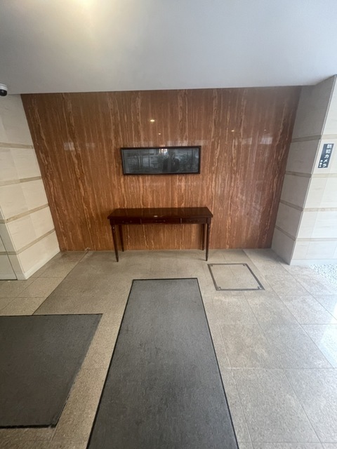 エントランス　エントランス