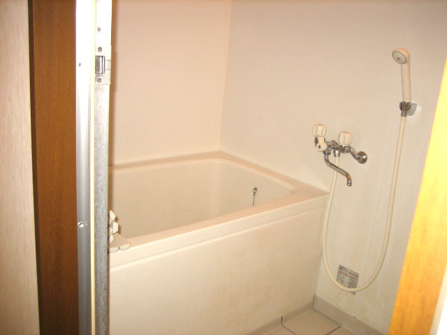 バス・シャワールーム　風呂