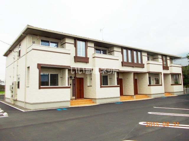 愛媛県新居浜市船木（アパート）の賃貸物件の外観