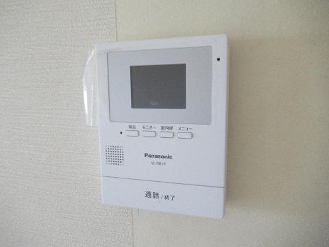 水尾グリーンタウン茨木１０番館　セキュリティ　カメラ付インターホン