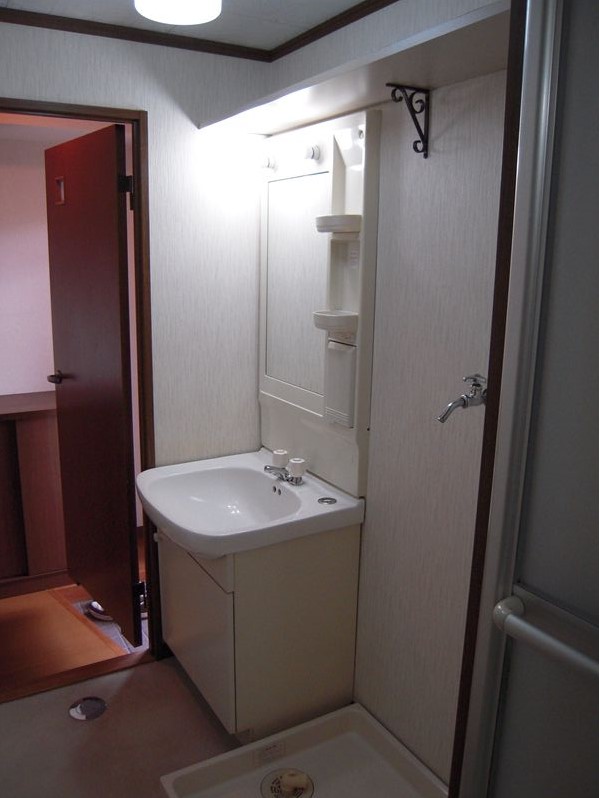 洗面設備　洗面所です