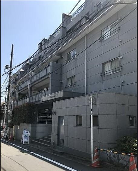 渋谷区南平台町のマンションの建物外観