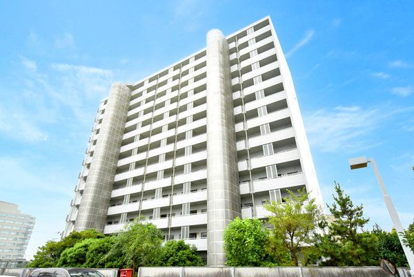 江東区潮見のマンションの建物外観