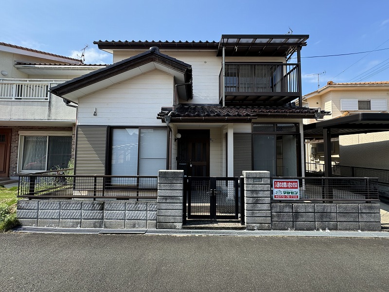 行永東町貸家の建物外観