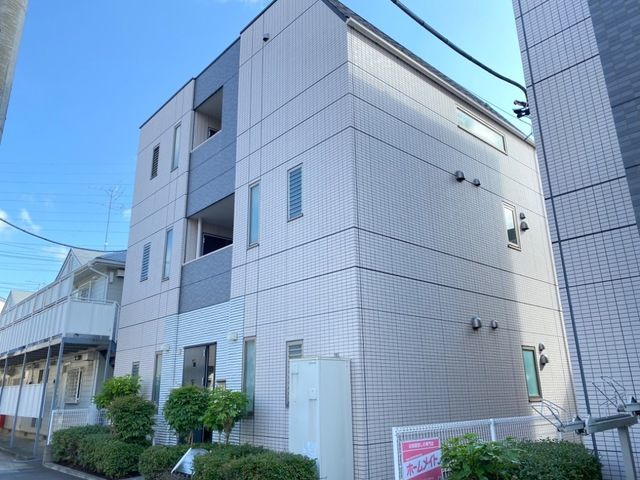 町田市中町のマンションの建物外観