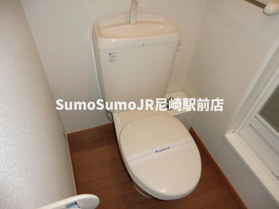 トイレ　トイレもきれいです
