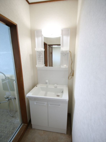 洗面設備　独立洗面化粧台