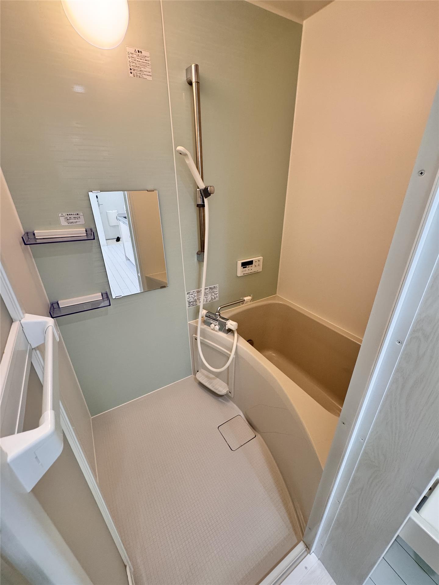 バス・シャワールーム