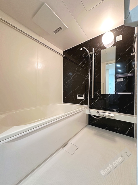 バス・シャワールーム　追い焚き付で寒い日も温まります♪