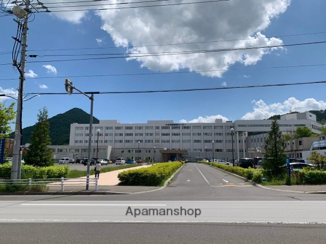 病院　北海道医療センター（病院）まで579m