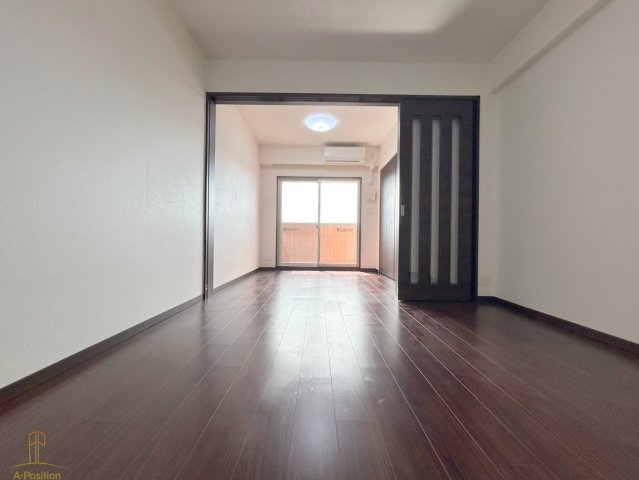 居室・リビング　グランカーサ難波元町