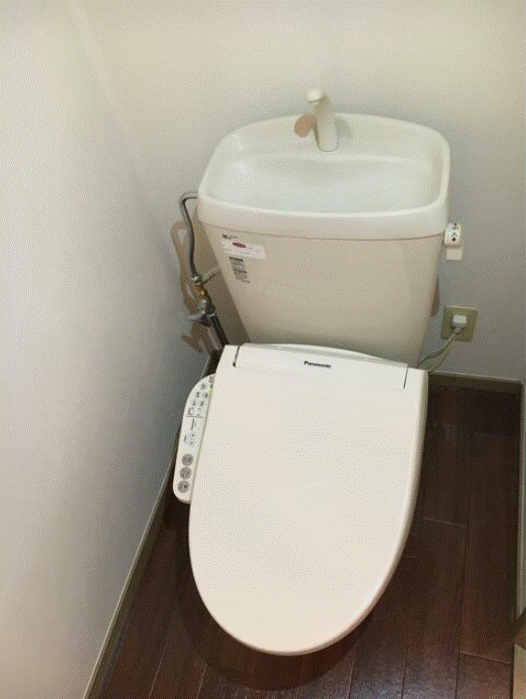 トイレ　温水洗浄便座で冬場も快適♪