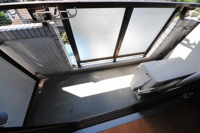 バルコニー　写真は５０２号室