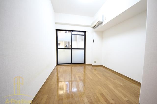 居室・リビング　TATディナスティ西本町