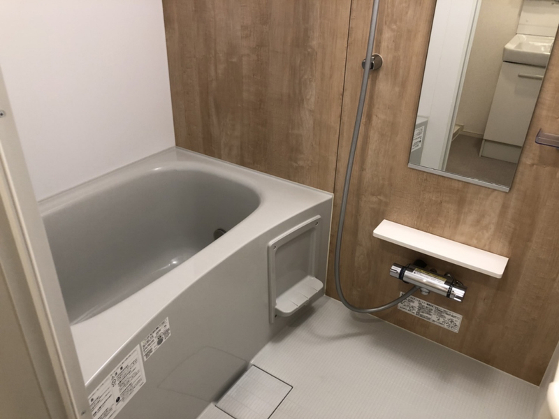 バス・シャワールーム