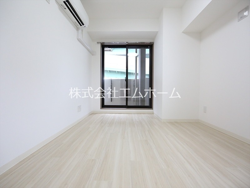 その他部屋・スペース　洋室7.9帖　2面採光　クローゼット付（収納充実してます）