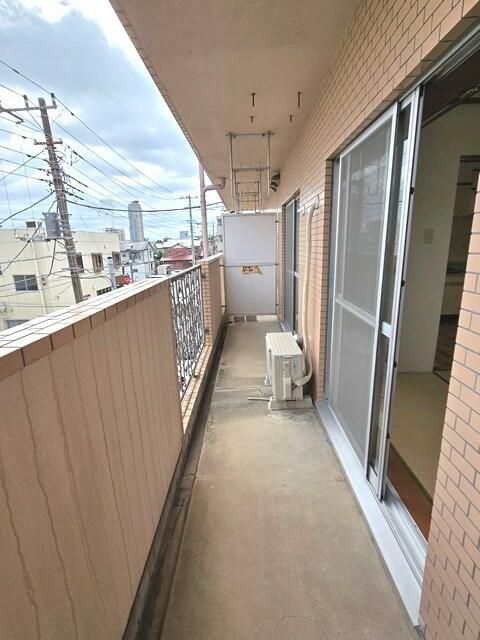 バルコニー　バルコニーです