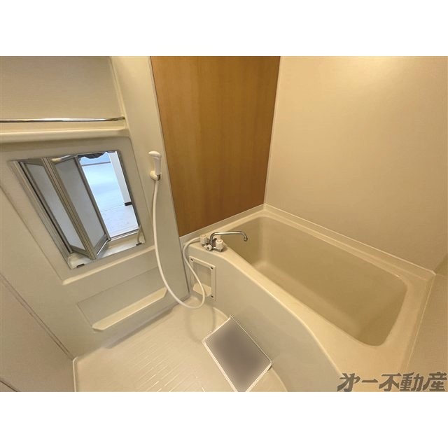 バス・シャワールーム　バスルーム