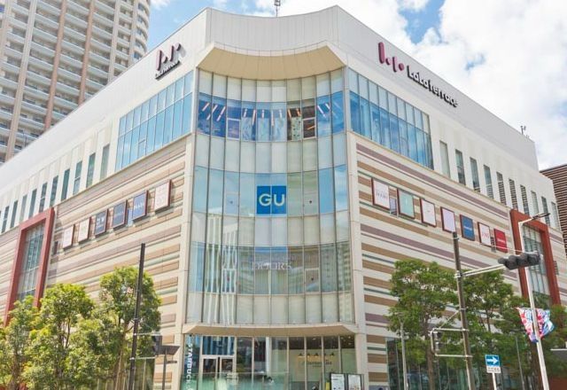 ショッピングセンター　ららテラス武蔵小杉（ショッピングセンター）まで1080m