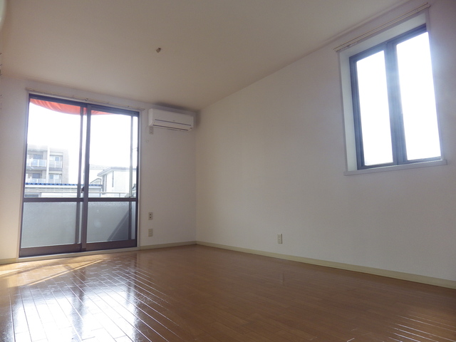 居室・リビング　※同物件別号室（イメージ）