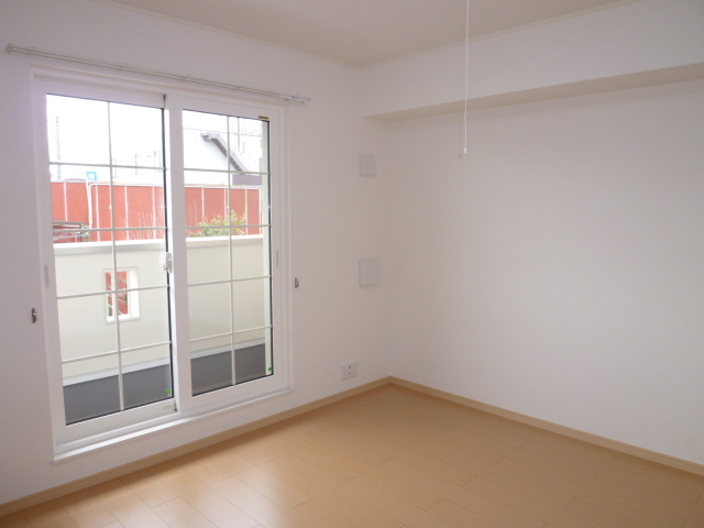 居室・リビング　別の部屋の写真です