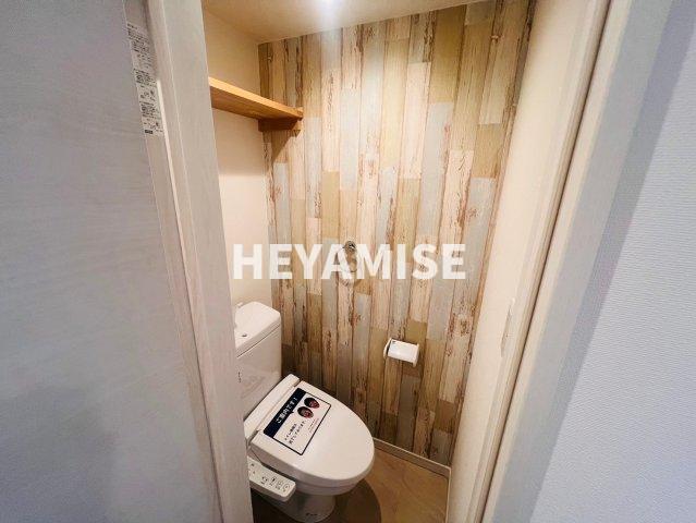 トイレ　※室内画像は別部屋のもの