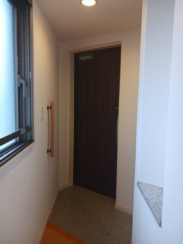 玄関　シンプルで使いやすい玄関です