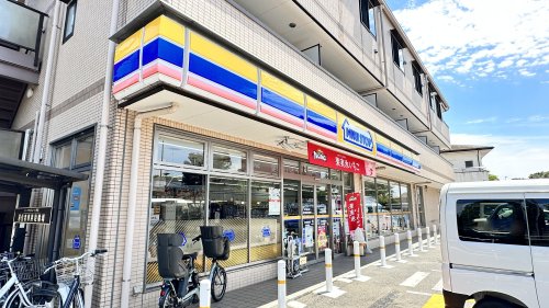 コンビニ　ミニストップ神代植物公園前店（コンビニ）まで971m