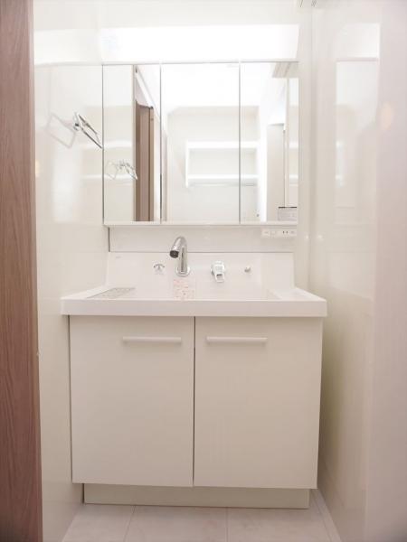 洗面設備　洗面所