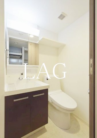 洗面設備　洗面台です。