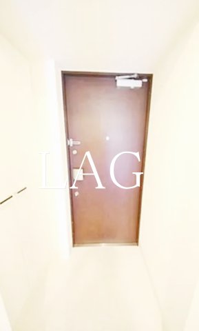 玄関　玄関です。