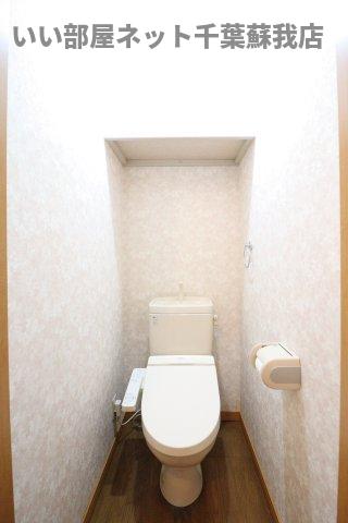 トイレ　清潔感のあるトイレです