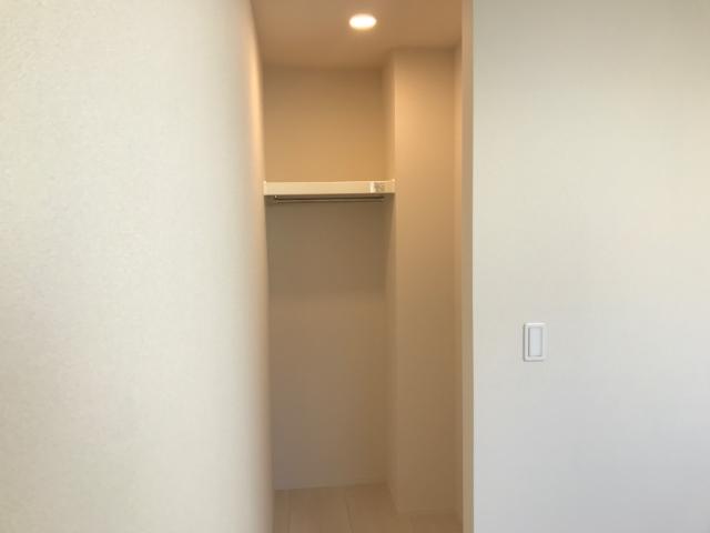 収納　ウォークインクローゼット