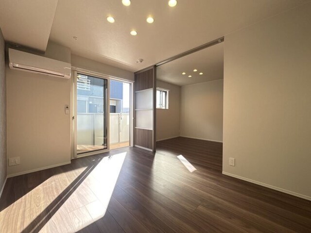 居室・リビング　リビング