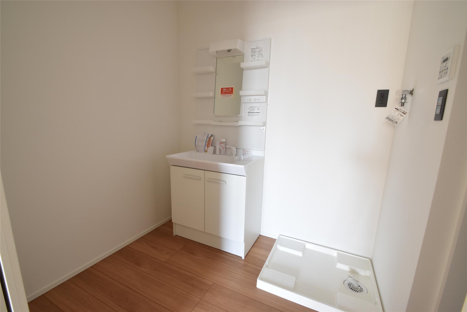 洗面設備　脱衣場