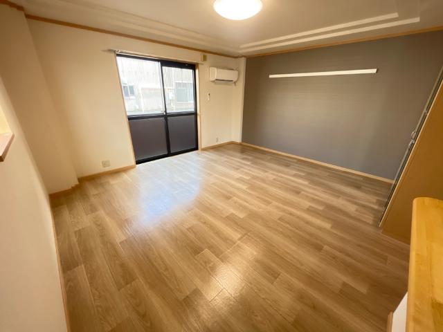 居室・リビング　洋室