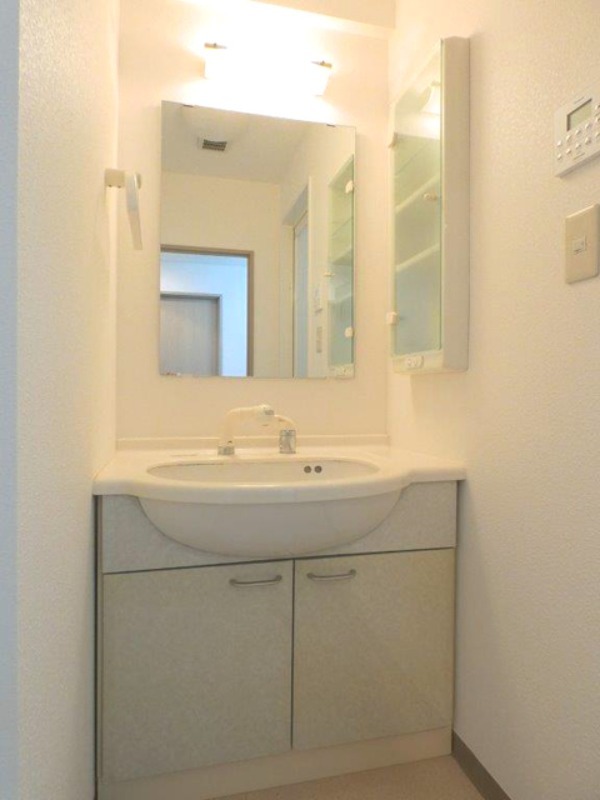 洗面設備　図面と現状に相違がある場合には現状を優先