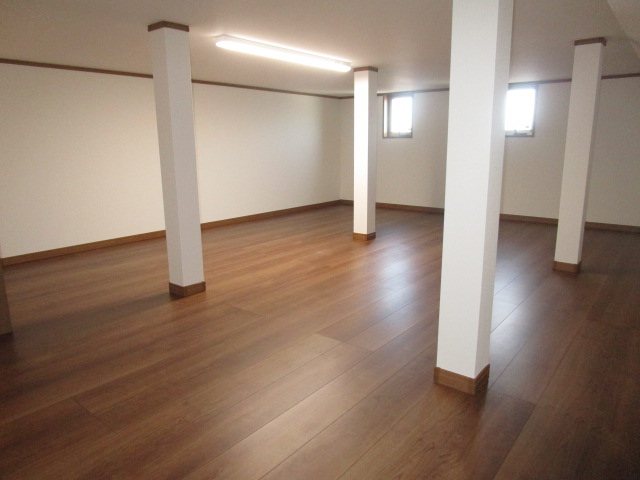 その他　グルニエ