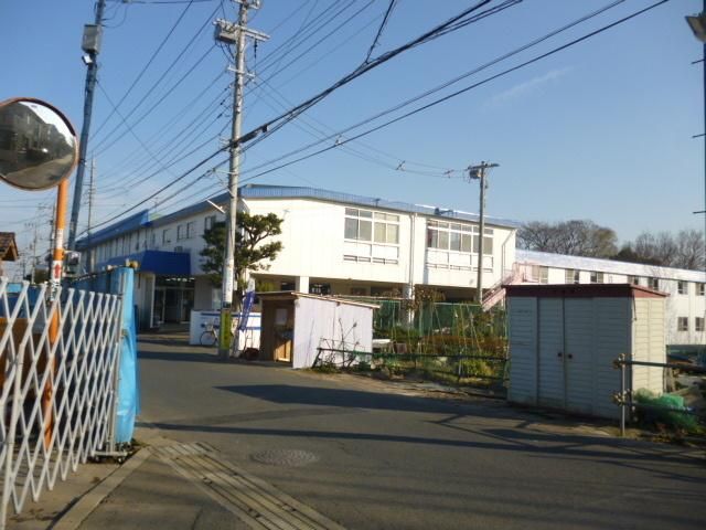 幼稚園・保育園　ひばり幼稚園（幼稚園・保育園）まで362m