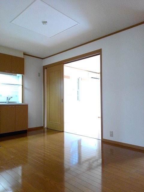 居室・リビング　別号室の参考写真です