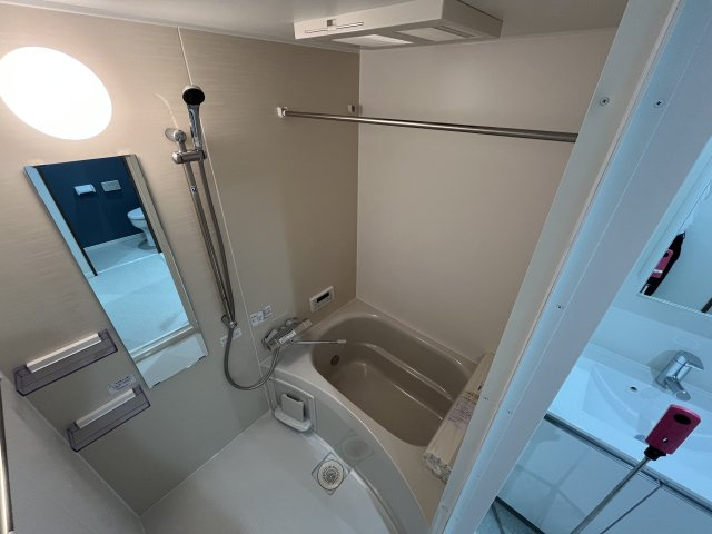 バス・シャワールーム　追い炊き機能付きバスでおすすめ！